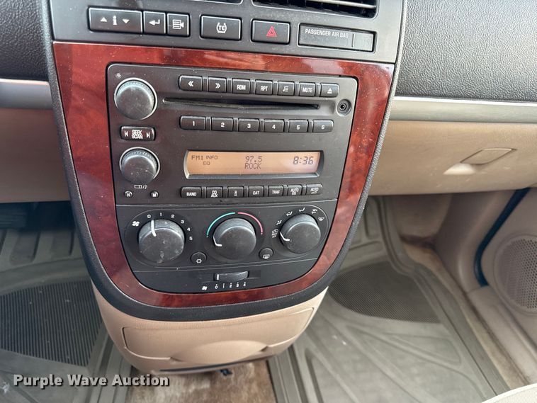 image for item DY8184 2008 Chevrolet Uplander van