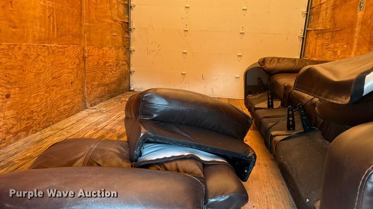 image for item DY8185 1995 Ford E350  box truck