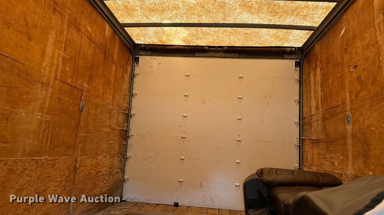 image for item DY8185 1995 Ford E350  box truck