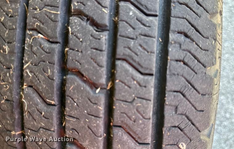 image for item DY8185 1995 Ford E350  box truck