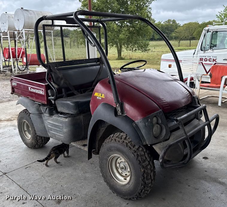 image for item DY8229 2012 Kawasaki Mule 610 utility vehicle