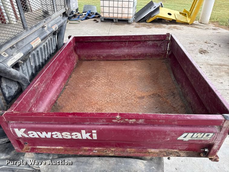 image for item DY8229 2012 Kawasaki Mule 610 utility vehicle