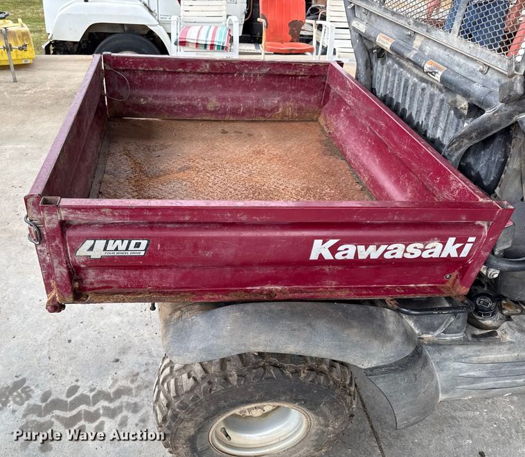 image for item DY8229 2012 Kawasaki Mule 610 utility vehicle