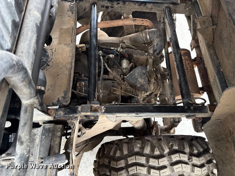 image for item DY8229 2012 Kawasaki Mule 610 utility vehicle