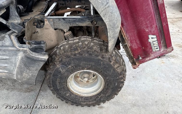 image for item DY8229 2012 Kawasaki Mule 610 utility vehicle