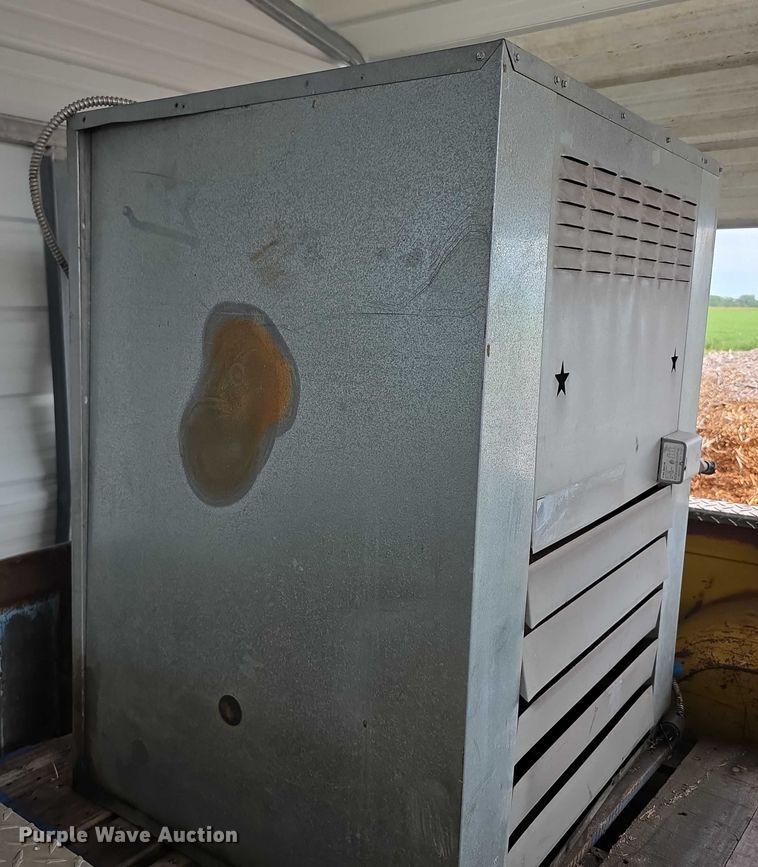image for item DZ6335 Lenan Corp. HI-180 waste oil heater