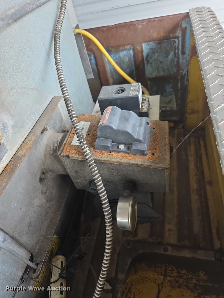 image for item DZ6335 Lenan Corp. HI-180 waste oil heater