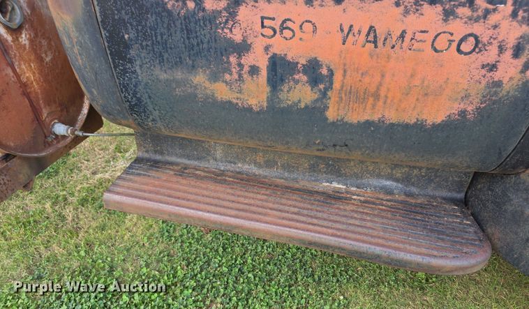 image for item DZ6393 1952 GMC 350  truck cab and chassis