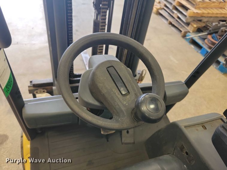 image for item DZ6588 Caterpillar EP4000 forklift