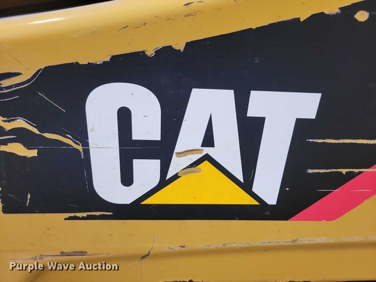 image for item DZ6588 Caterpillar EP4000 forklift