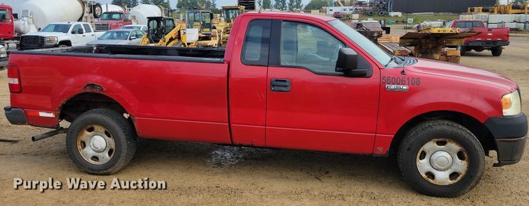 image for item DZ6590 2006 Ford  F150 XL pickup truck