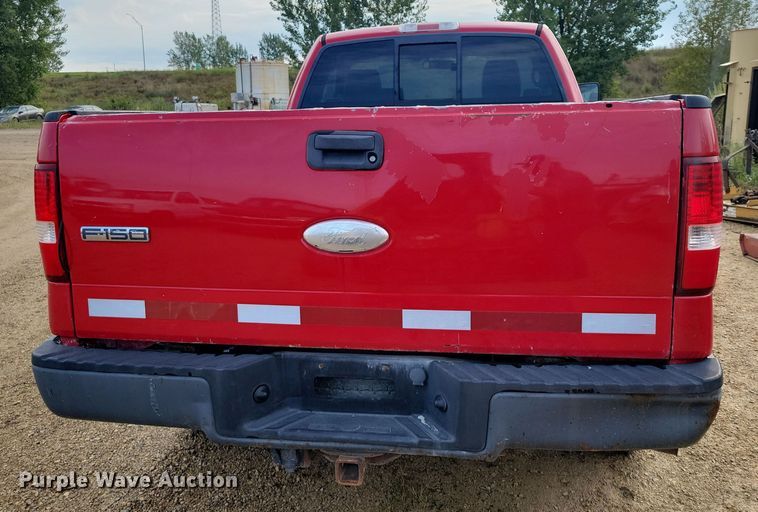 image for item DZ6590 2006 Ford  F150 XL pickup truck