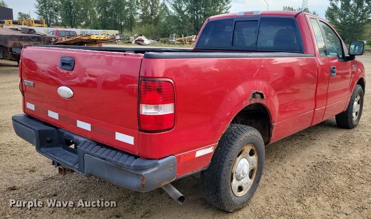 image for item DZ6590 2006 Ford  F150 XL pickup truck