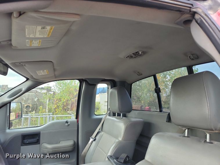 image for item DZ6590 2006 Ford  F150 XL pickup truck