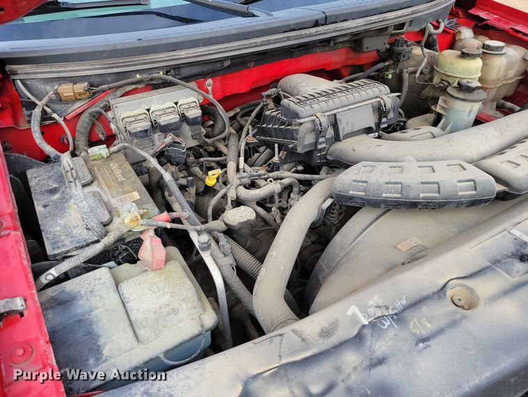 image for item DZ6590 2006 Ford  F150 XL pickup truck