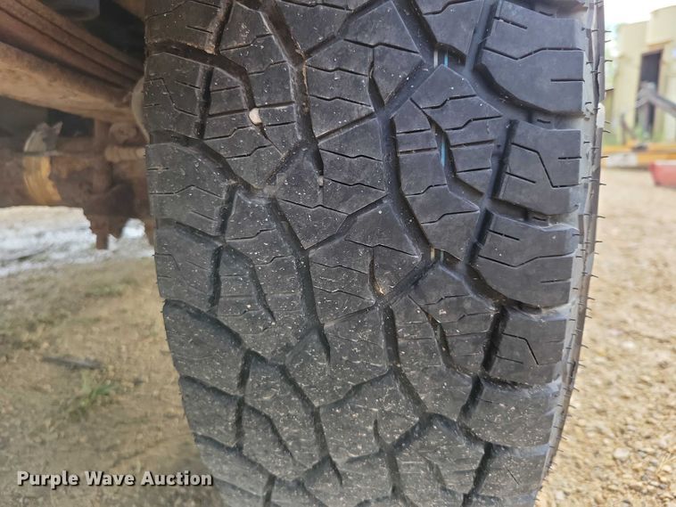 image for item DZ6590 2006 Ford  F150 XL pickup truck