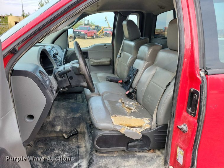 image for item DZ6591 2006 Ford F150 pickup truck