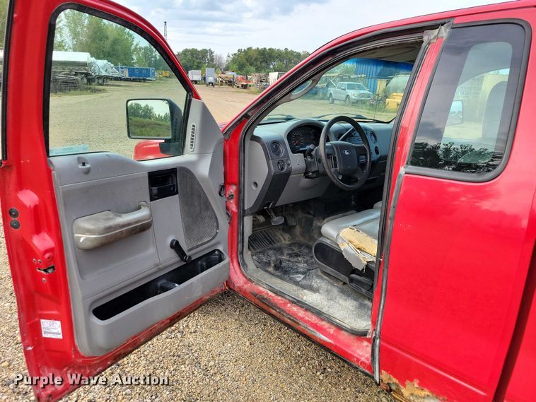 image for item DZ6591 2006 Ford F150 pickup truck