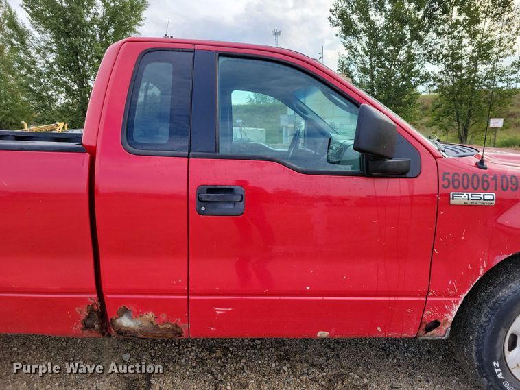 image for item DZ6591 2006 Ford F150 pickup truck