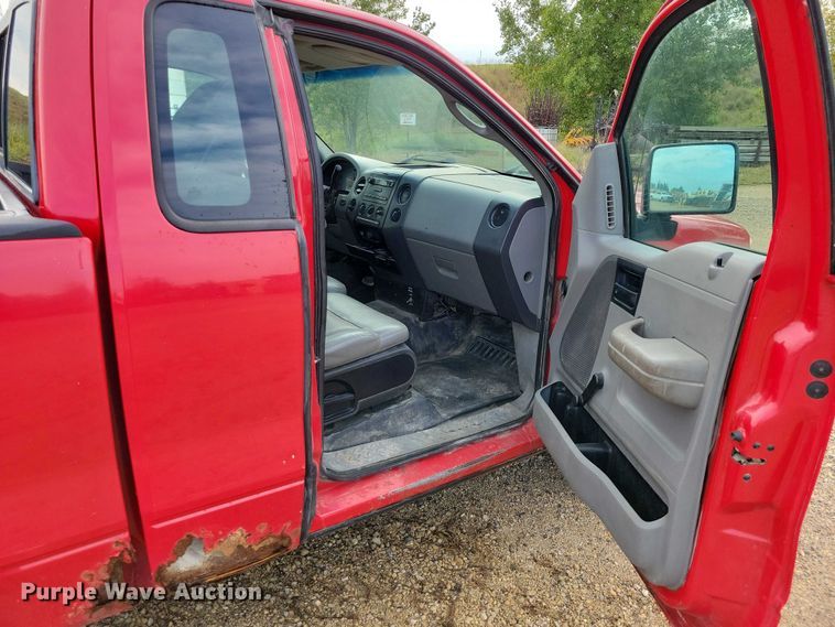 image for item DZ6591 2006 Ford F150 pickup truck