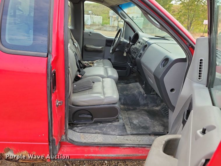 image for item DZ6591 2006 Ford F150 pickup truck