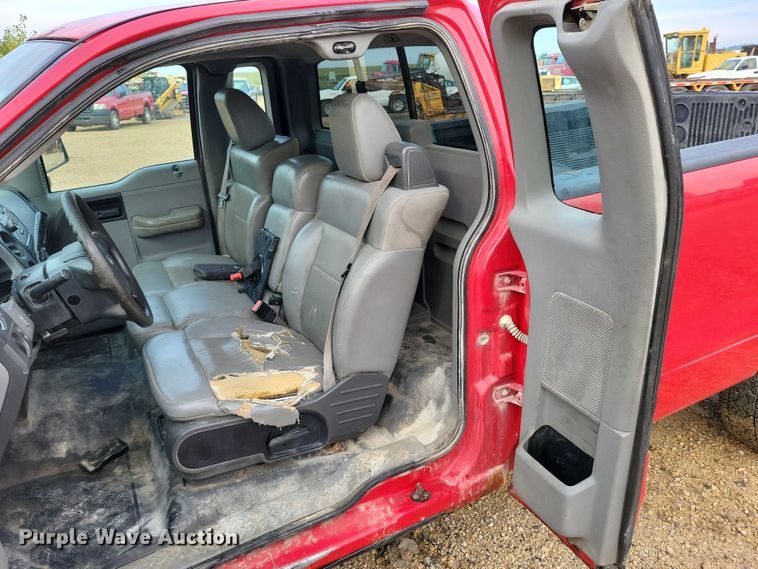 image for item DZ6591 2006 Ford F150 pickup truck