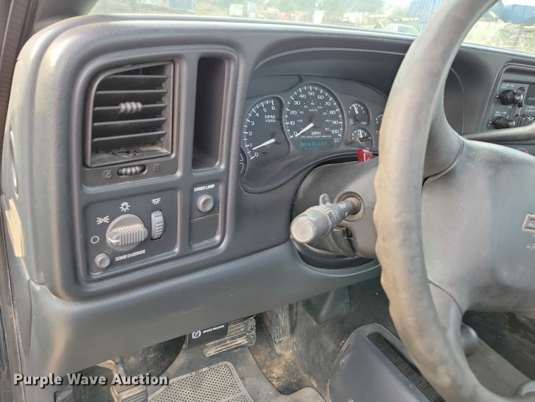 image for item DZ6593 2002 Chevrolet  Silverado 1500 pickup truck