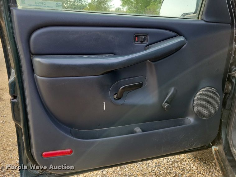 image for item DZ6593 2002 Chevrolet  Silverado 1500 pickup truck