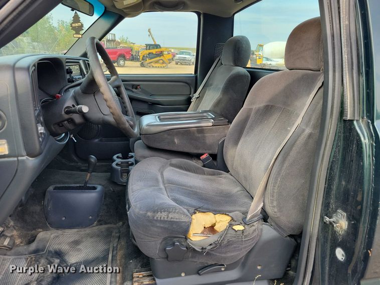 image for item DZ6593 2002 Chevrolet  Silverado 1500 pickup truck