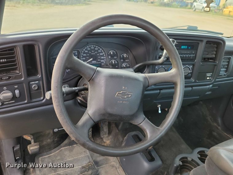 image for item DZ6593 2002 Chevrolet  Silverado 1500 pickup truck