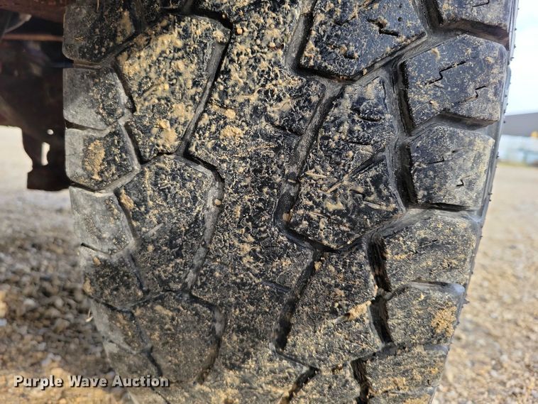 image for item DZ6593 2002 Chevrolet  Silverado 1500 pickup truck