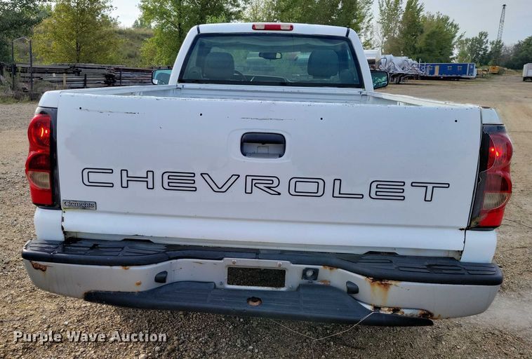 image for item DZ6594 2005 Chevrolet  Silverado 1500 pickup truck