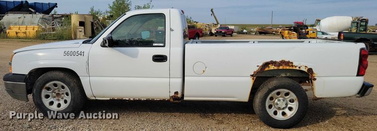 image for item DZ6594 2005 Chevrolet  Silverado 1500 pickup truck
