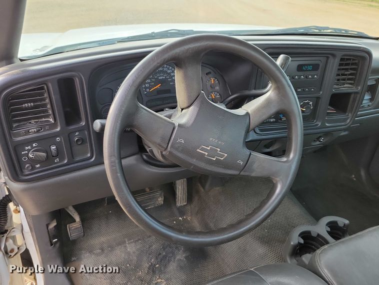 image for item DZ6594 2005 Chevrolet  Silverado 1500 pickup truck