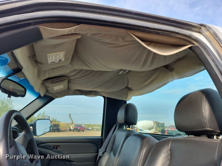 image for item DZ6594 2005 Chevrolet  Silverado 1500 pickup truck