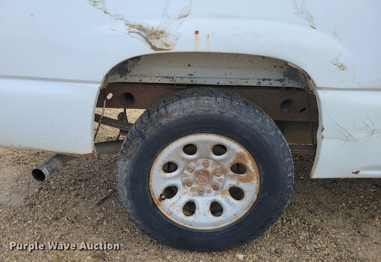 image for item DZ6594 2005 Chevrolet  Silverado 1500 pickup truck