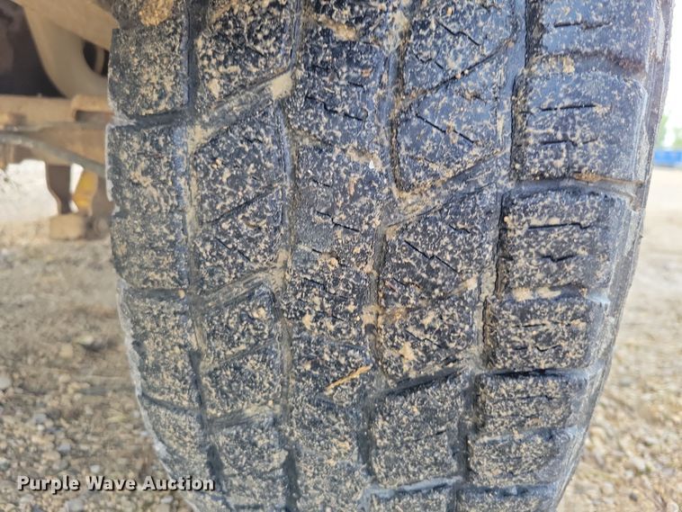 image for item DZ6594 2005 Chevrolet  Silverado 1500 pickup truck