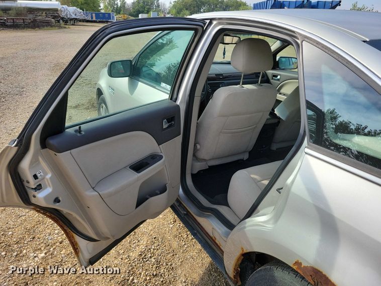image for item DZ6598 2008 Ford Taurus SEL 