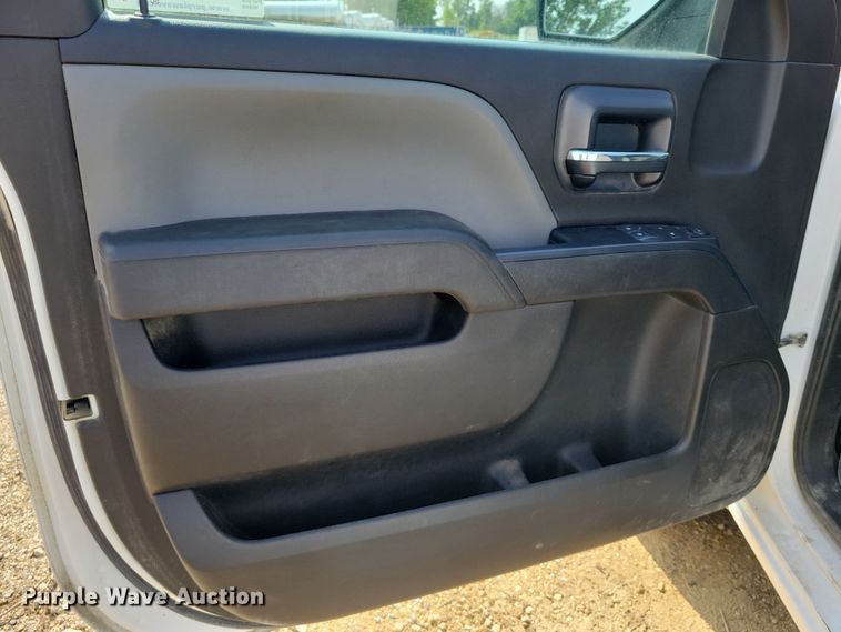 image for item DZ6602 2018 GMC Sierra 1500 pickup truck