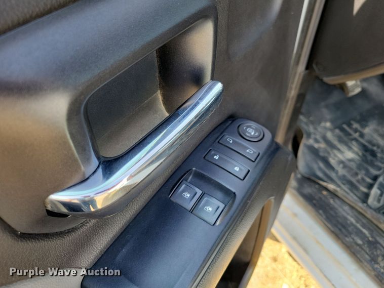 image for item DZ6602 2018 GMC Sierra 1500 pickup truck