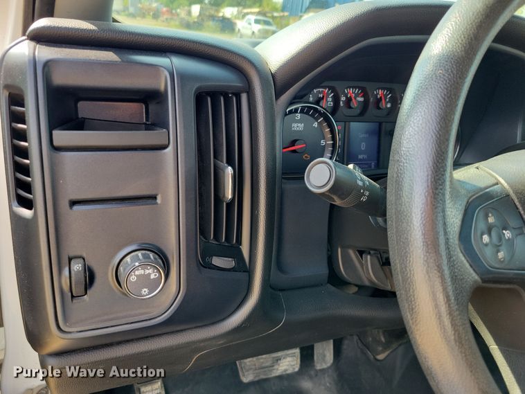 image for item DZ6602 2018 GMC Sierra 1500 pickup truck