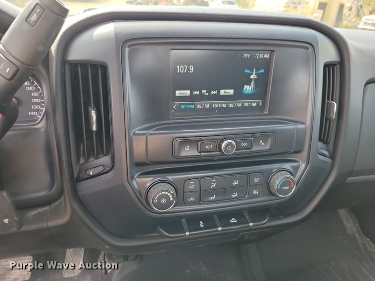 image for item DZ6602 2018 GMC Sierra 1500 pickup truck