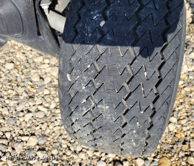 image for item DZ6633 EZGO golf cart