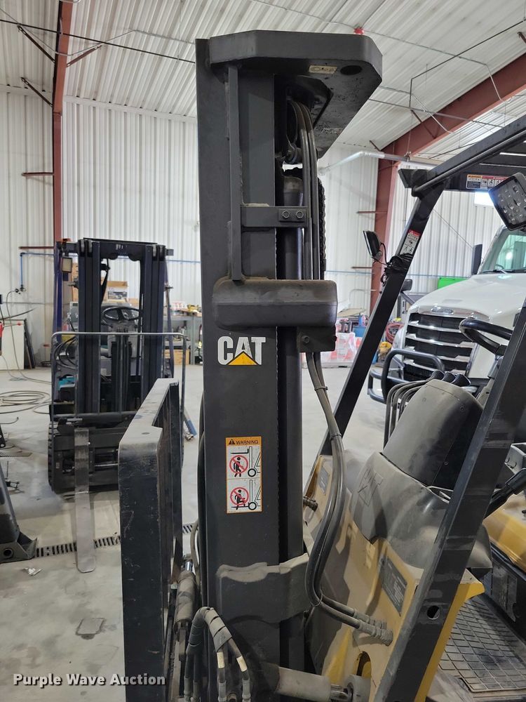 image for item DZ6644 Caterpillar  GC25K forklift