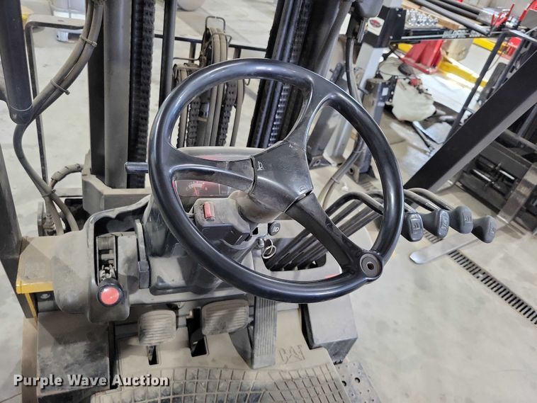 image for item DZ6644 Caterpillar  GC25K forklift