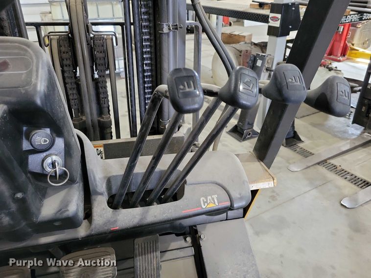 image for item DZ6644 Caterpillar  GC25K forklift