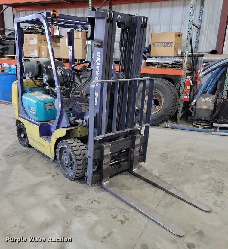 MONTACARGAS KOMATSU 25