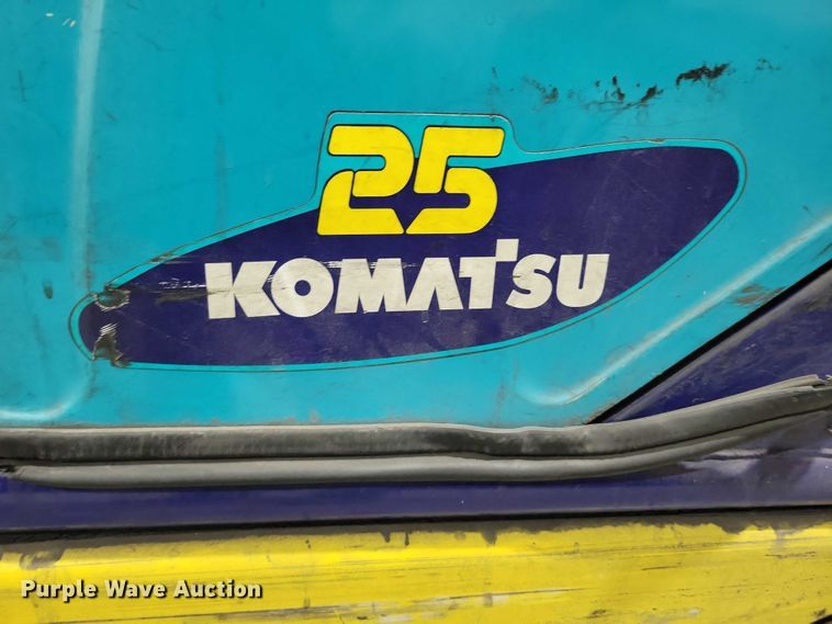 image for item DZ6645 Komatsu 25 forklift