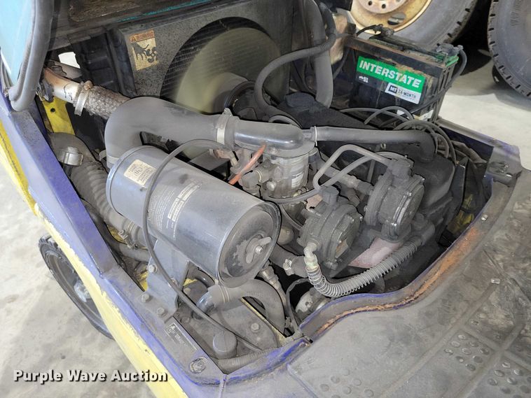 image for item DZ6645 Komatsu 25 forklift