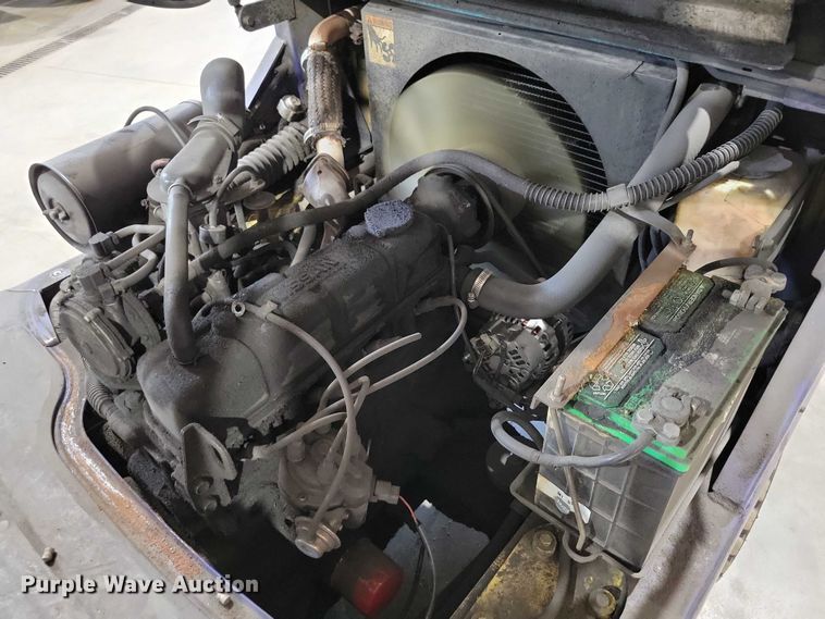 image for item DZ6645 Komatsu 25 forklift